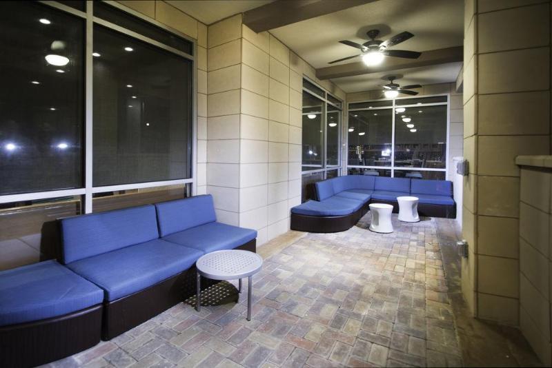 Candlewood Suites Houston Medical Center By Ihg Екстер'єр фото